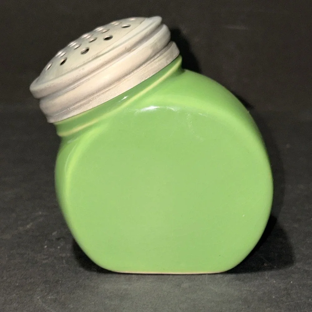 Vtg Retro Green Ceramic Slanted Spice Shaker Sugar Dispenser Metal Lid 1638444